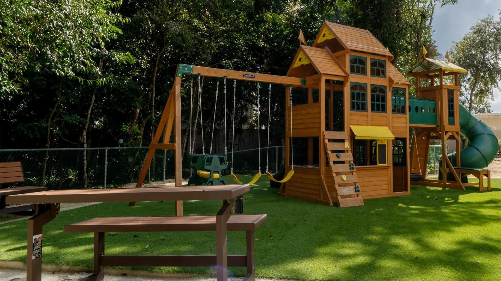 Casa Yellowstone - A Gem In The Hidden Jungle 푸에르토 모렐로스