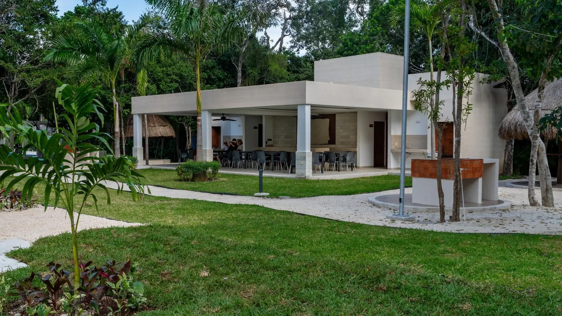 Casa Yellowstone - A Gem In The Hidden Jungle 푸에르토 모렐로스